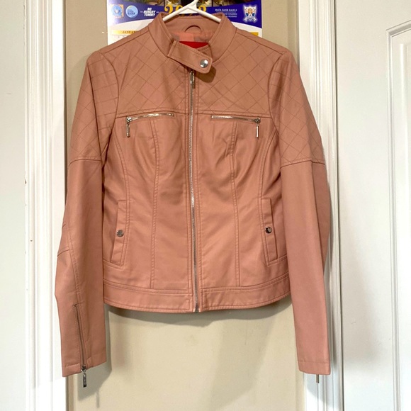 Light peach small guess leather short jacket - Picture 1 of 4